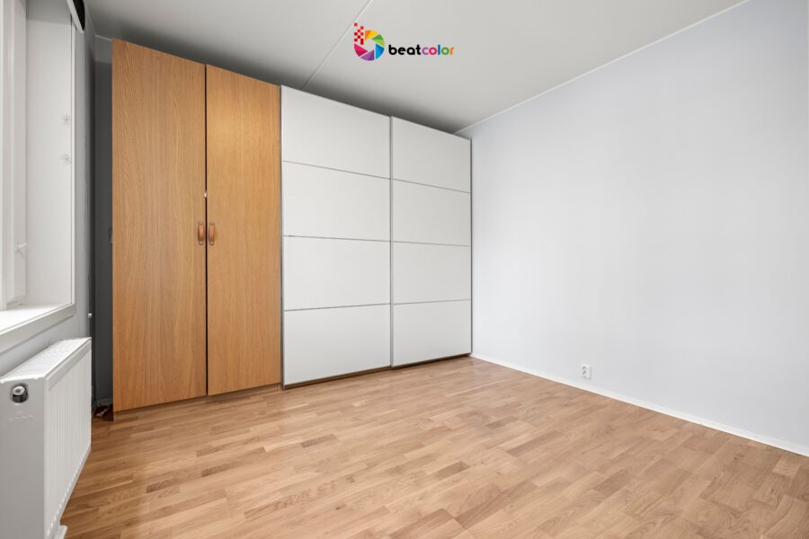 Virtual House Staging